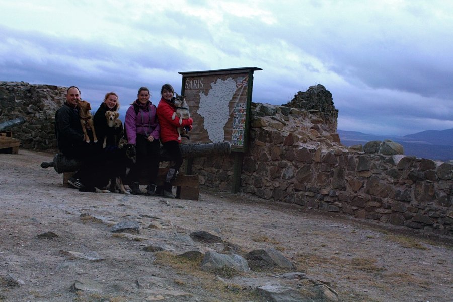 400684436_ariCastle.JPG.fe52688751f500eb06751ae6bd3126db.JPG